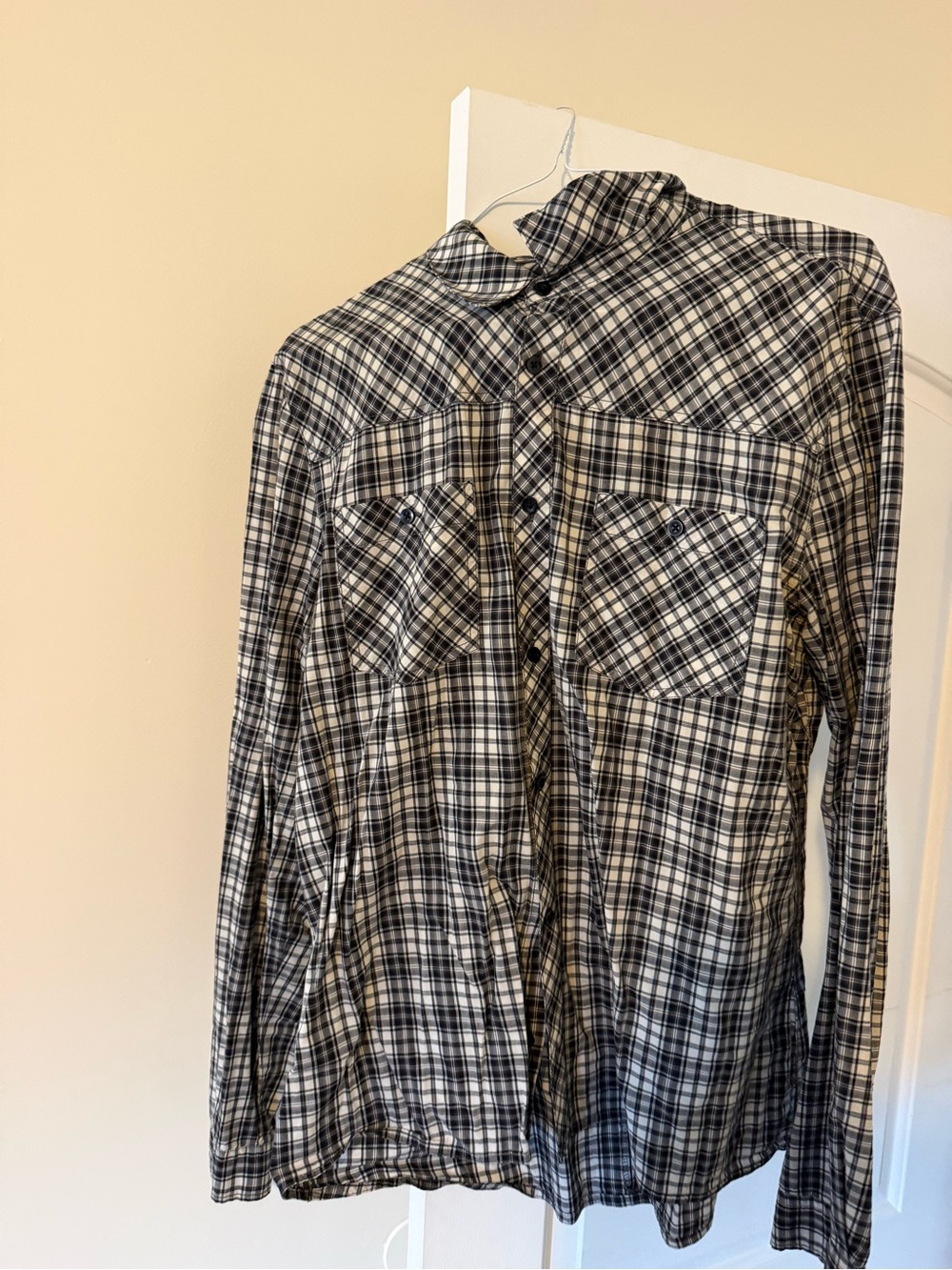 H&M Black and White Plaid Button-Down Shirt